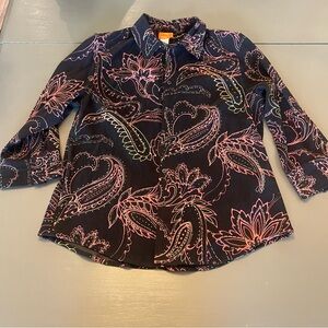 hearts of palm Black Shirt with Pink & Light Green Paisley Print